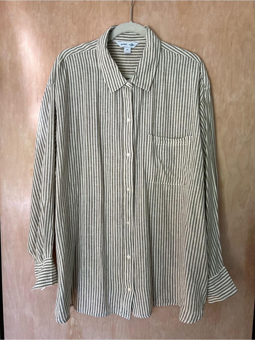 Old Navy Men’s Beige & White Striped Button-Up Shirt